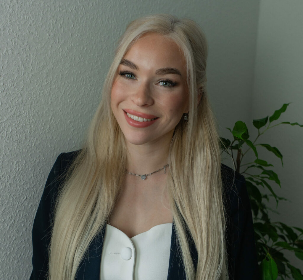 Julie Kohlhase